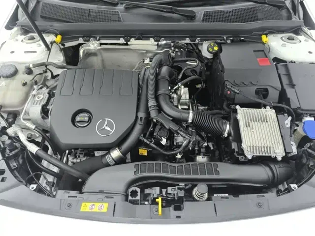 Mercedes-Benz A-Class — Фото автомобиля 10