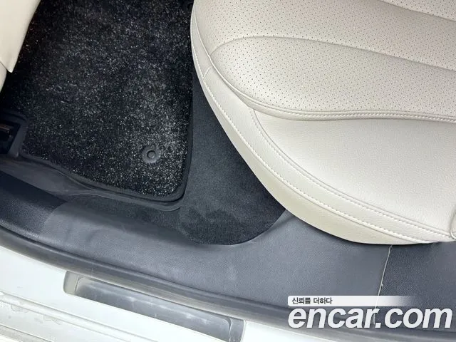 Mercedes-Benz E-Class W214 — Фото автомобиля 18