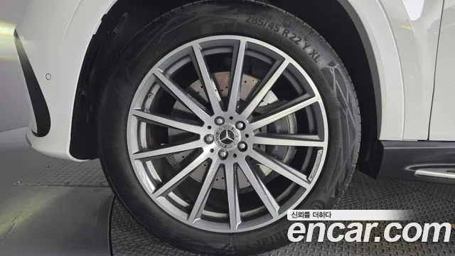 Mercedes-Benz GLS-Class — Фото автомобиля 5