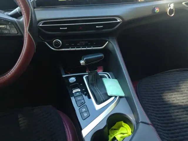 Changan Eado — Фото автомобиля 15
