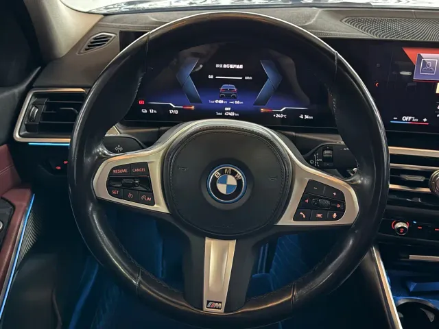 BMW i3 — Фото автомобиля 10