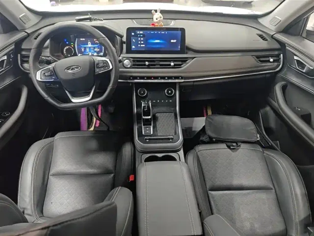 Chery Tiggo 8 — Фото автомобиля 9