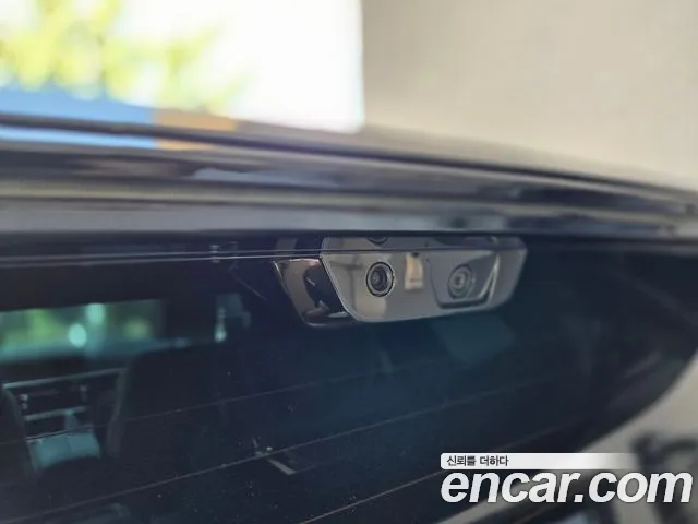Genesis GV80 — Фото автомобиля 17