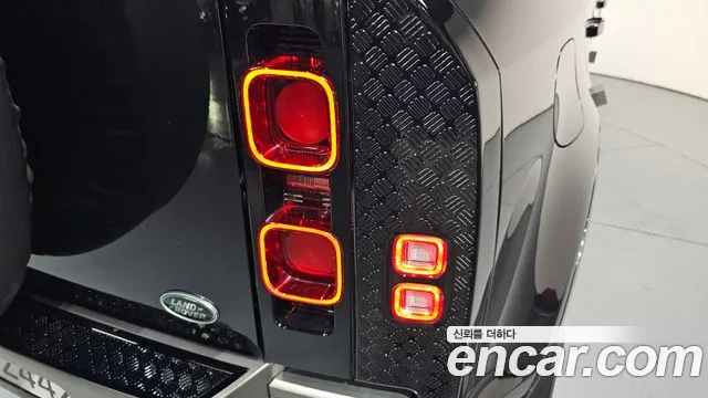 Land Rover Defender L663 — Фото автомобиля 22