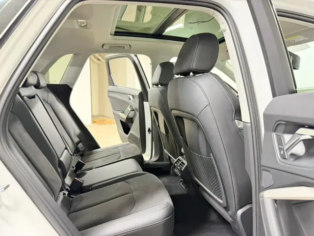 Audi Q3 — Фото автомобиля 9