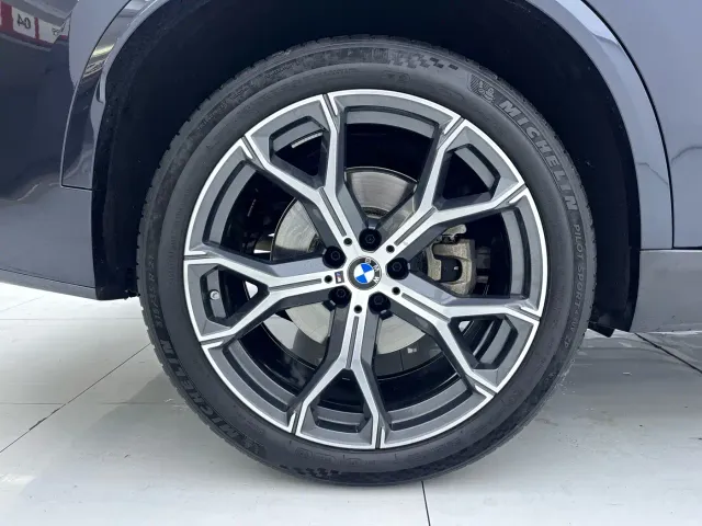 BMW X5 — Фото автомобиля 17