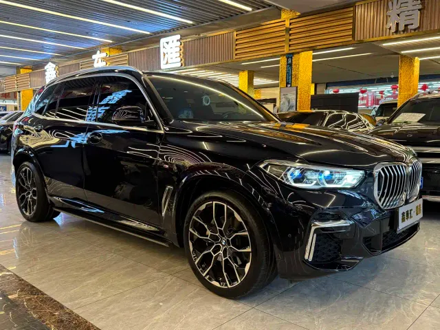 BMW X5 — Фото автомобиля 3