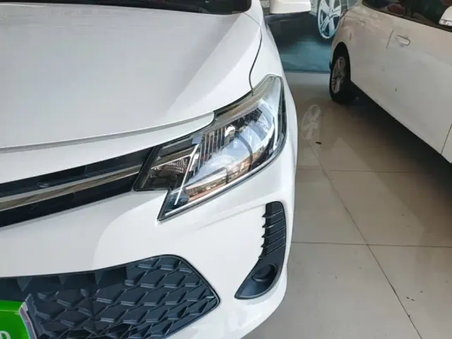 Toyota Vios FS — Фото автомобиля 23