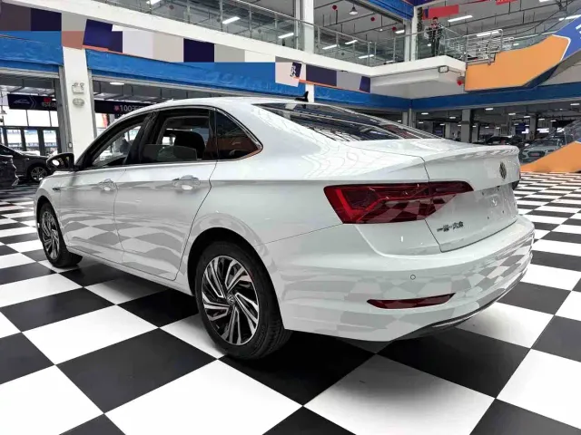 Volkswagen Sagitar — Фото автомобиля 17
