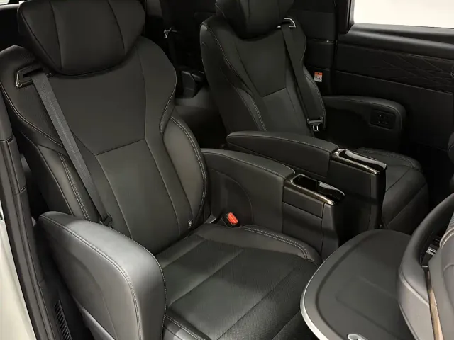 Toyota Alphard — Фото автомобиля 5