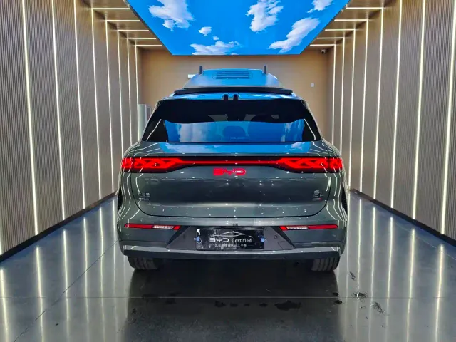 BYD Tang L — Фото автомобиля 15