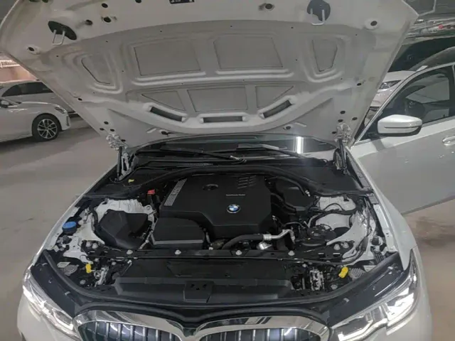 BMW 3 Series — Фото автомобиля 22