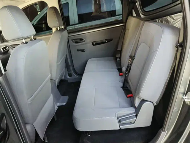 Wuling Hongguang — Фото автомобиля 16