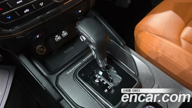 KG_Mobility_Ssangyong Rexton Новый Rexton Sport Дизель 2.2 4WD — Фото автомобиля 9
