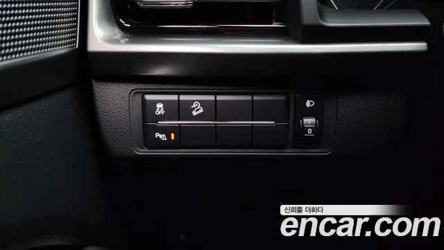 KG_Mobility_Ssangyong Rexton Новый Rexton Sport Дизель 2.2 2WD — Фото автомобиля 17