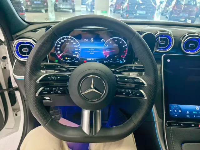 Mercedes-Benz C-Class — Фото автомобиля 11