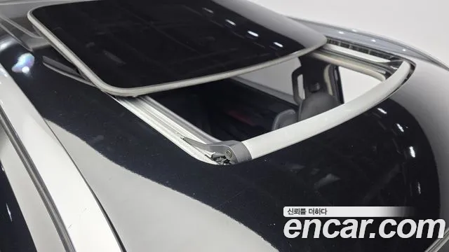 Kia EV9 — Фото автомобиля 25