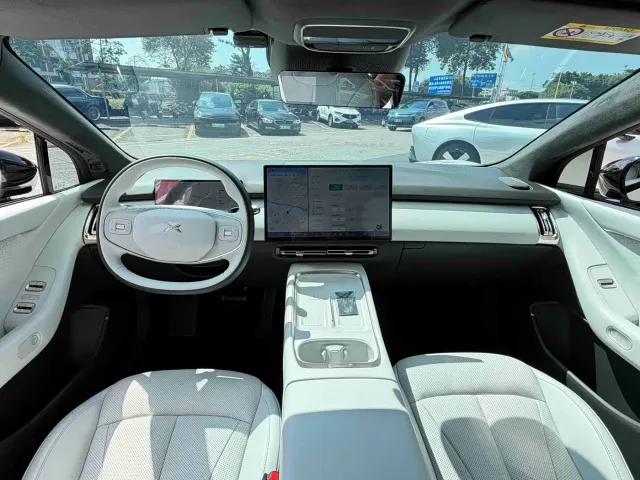 Xpeng P7+ — Фото автомобиля 2
