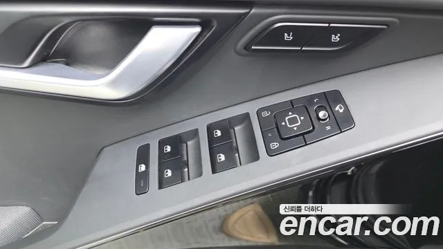 Kia Niro — Фото автомобиля 26