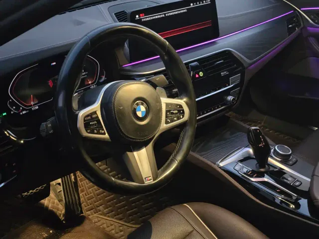 BMW 5 Series — Фото автомобиля 2
