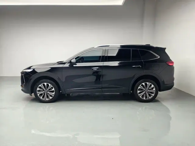Buick Envision Plus — Фото автомобиля 4