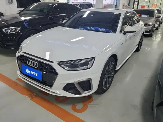 Фотография автомобиля — Audi A4L