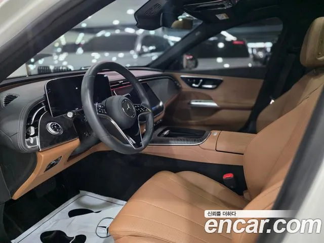 Mercedes-Benz E-Class — Фото автомобиля 9