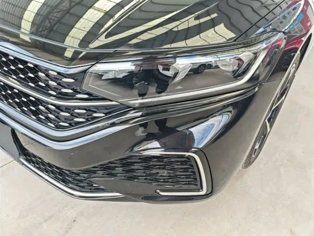 Volkswagen Passat — Фото автомобиля 23