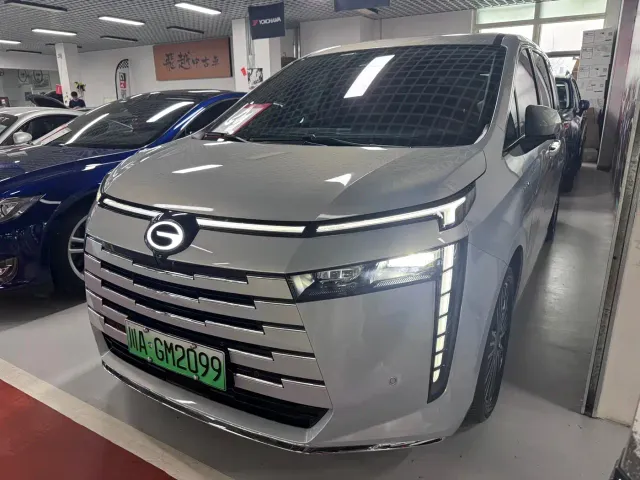 Фотография автомобиля — GAC Trumpchi E8