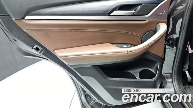 BMW X4 — Фото автомобиля 21