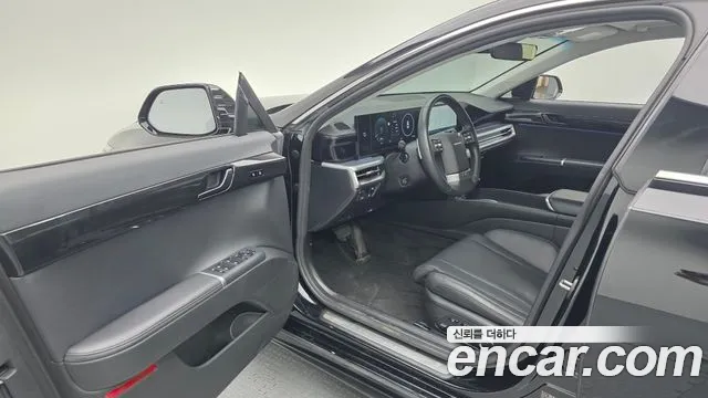 Hyundai Grandeur GN7 — Фото автомобиля 10