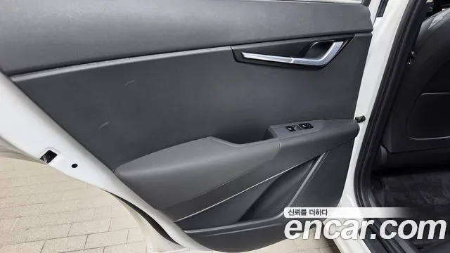 Kia Niro New — Фото автомобиля 14