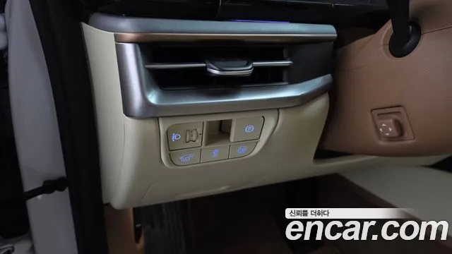 Hyundai Grandeur GN7 — Фото автомобиля 28
