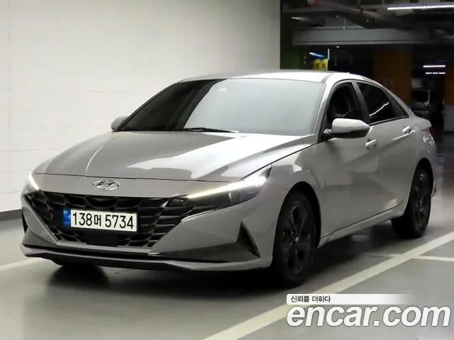 Фотография автомобиля — Hyundai Avante CN7