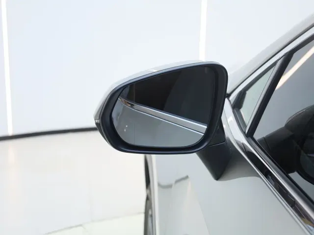 Lexus NX — Фото автомобиля 10