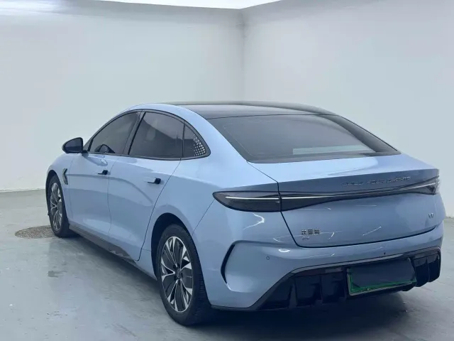 BYD Seal — Фото автомобиля 9