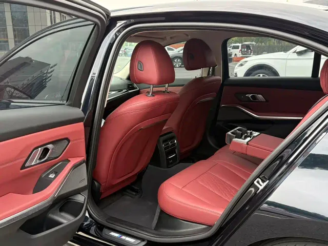 BMW 3 Series — Фото автомобиля 6