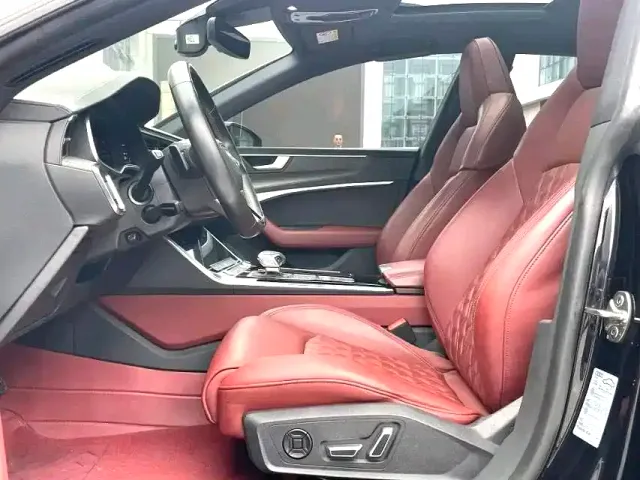 Audi A7L — Фото автомобиля 3