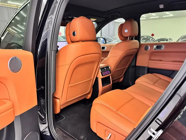 Li Auto L6 — Фото автомобиля 6