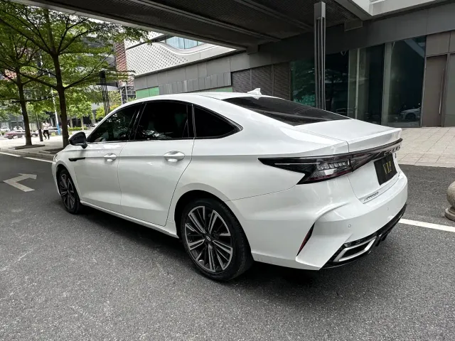 Chery Arrizo 8 — Фото автомобиля 13