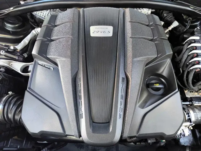 Porsche Macan — Фото автомобиля 30