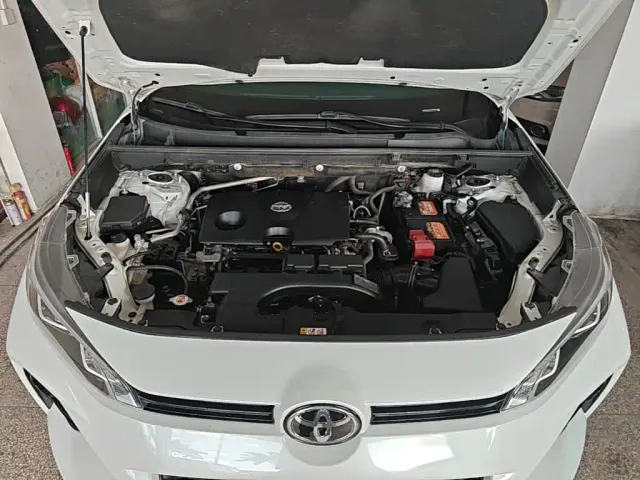 Toyota Wildlander — Фото автомобиля 19