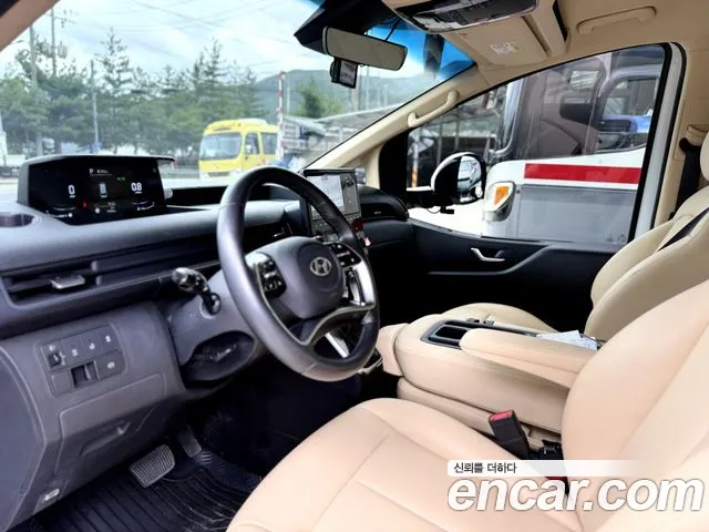 Hyundai Staria Staria 2WD автодом — Фото автомобиля 7