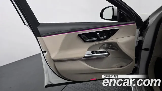 Mercedes-Benz E-Class W214 — Фото автомобиля 13