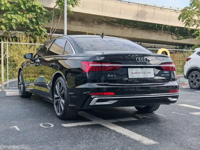 Audi A6L — Фото автомобиля 5