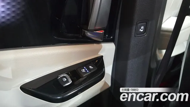 Kia Canival Carnival 4 поколение Бензин 9 мест Signature — Фото автомобиля 20