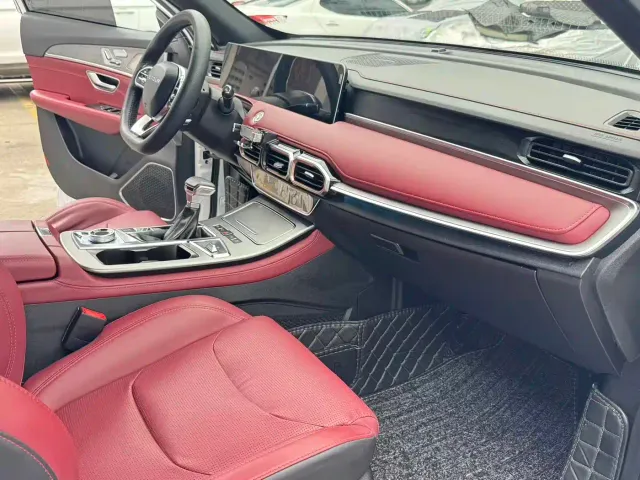 Jetour X70 Plus — Фото автомобиля 11