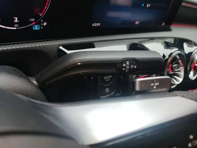 Mercedes-Benz A-Class — Фото автомобиля 6