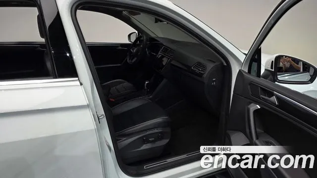Volkswagen Tiguan 2nd Gen — Фото автомобиля 17