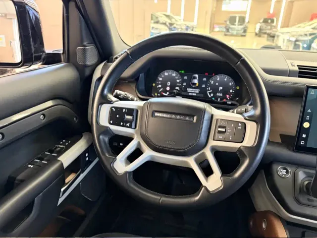 Land Rover Defender — Фото автомобиля 5